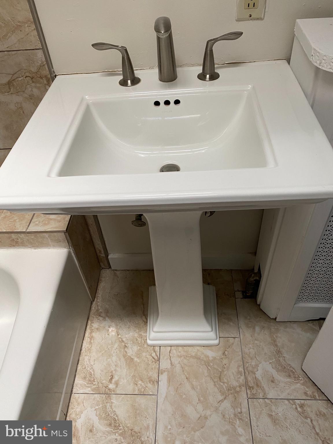 7238 Radbourne Road Upper Darby, PA 19082 - Photo 13 of 25