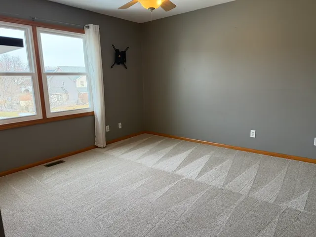 $3,200 | 773 Ridge Drive, Elburn, IL 60119