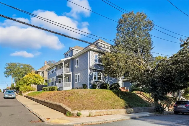 a house view with a outdoor space