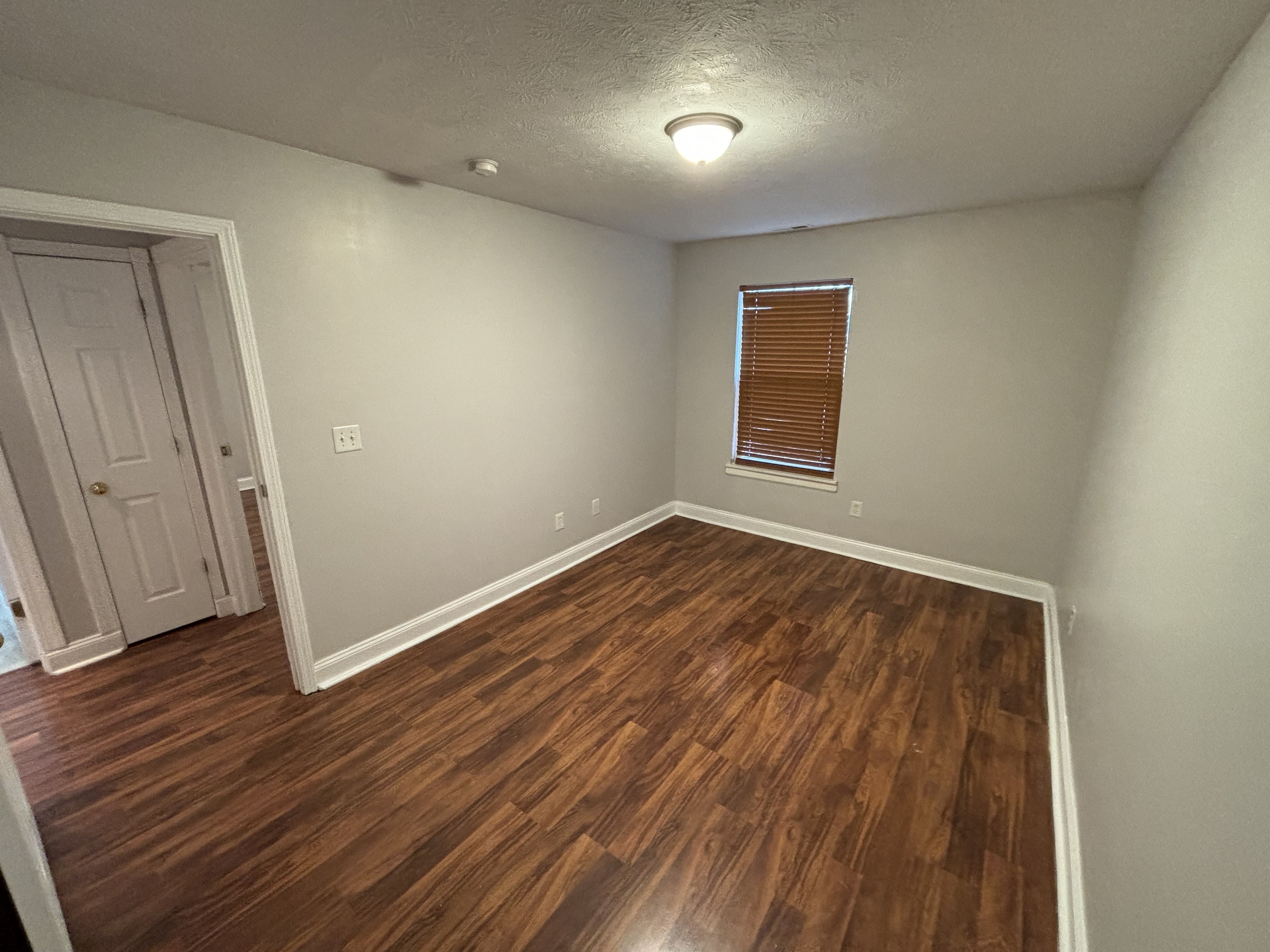 2018 Ralston Avenue Indianapolis, IN 46218 - Photo 23 of 27 Gallery Image 23