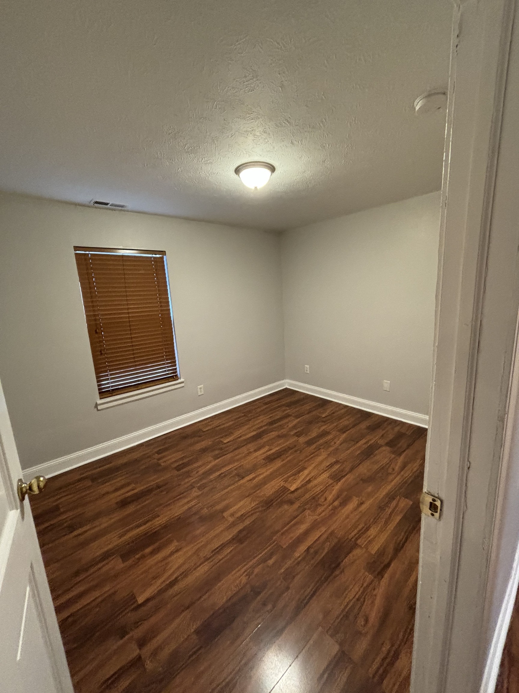 2018 Ralston Avenue Indianapolis, IN 46218 - Photo 25 of 27 Gallery Image 25