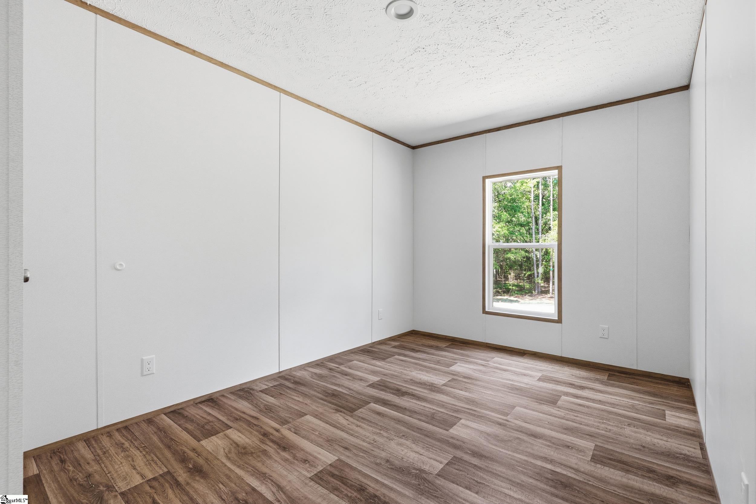 561 Georgia Road Gray Court, SC 29645 - Photo 17 of 26