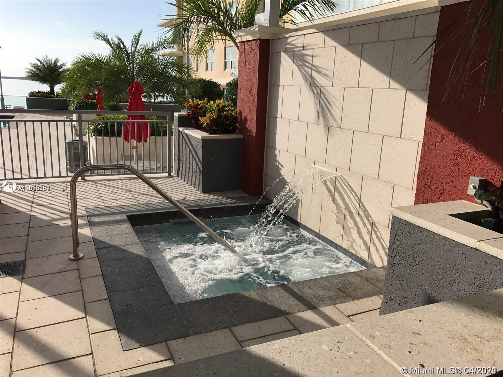 1155 Brickell Bay Drive, Unit 3008 Miami, FL 33131 - Photo 20 of 21 a view of entryway with a potted plant