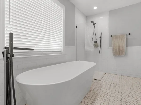 $359,000 | 215 Almon Avenue, Tallapoosa, GA 30176