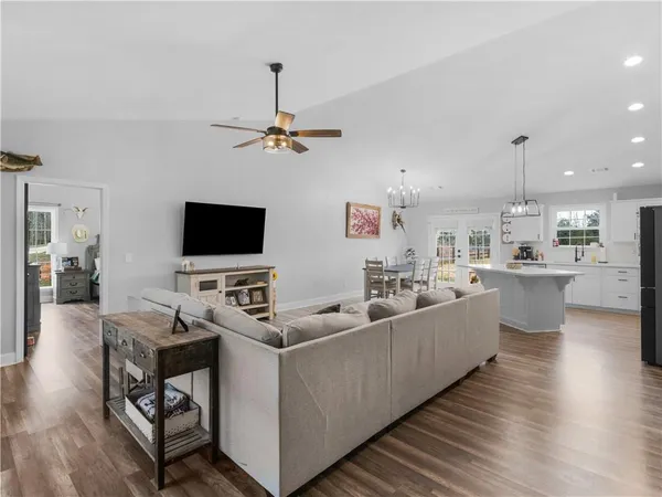 $359,000 | 215 Almon Avenue, Tallapoosa, GA 30176