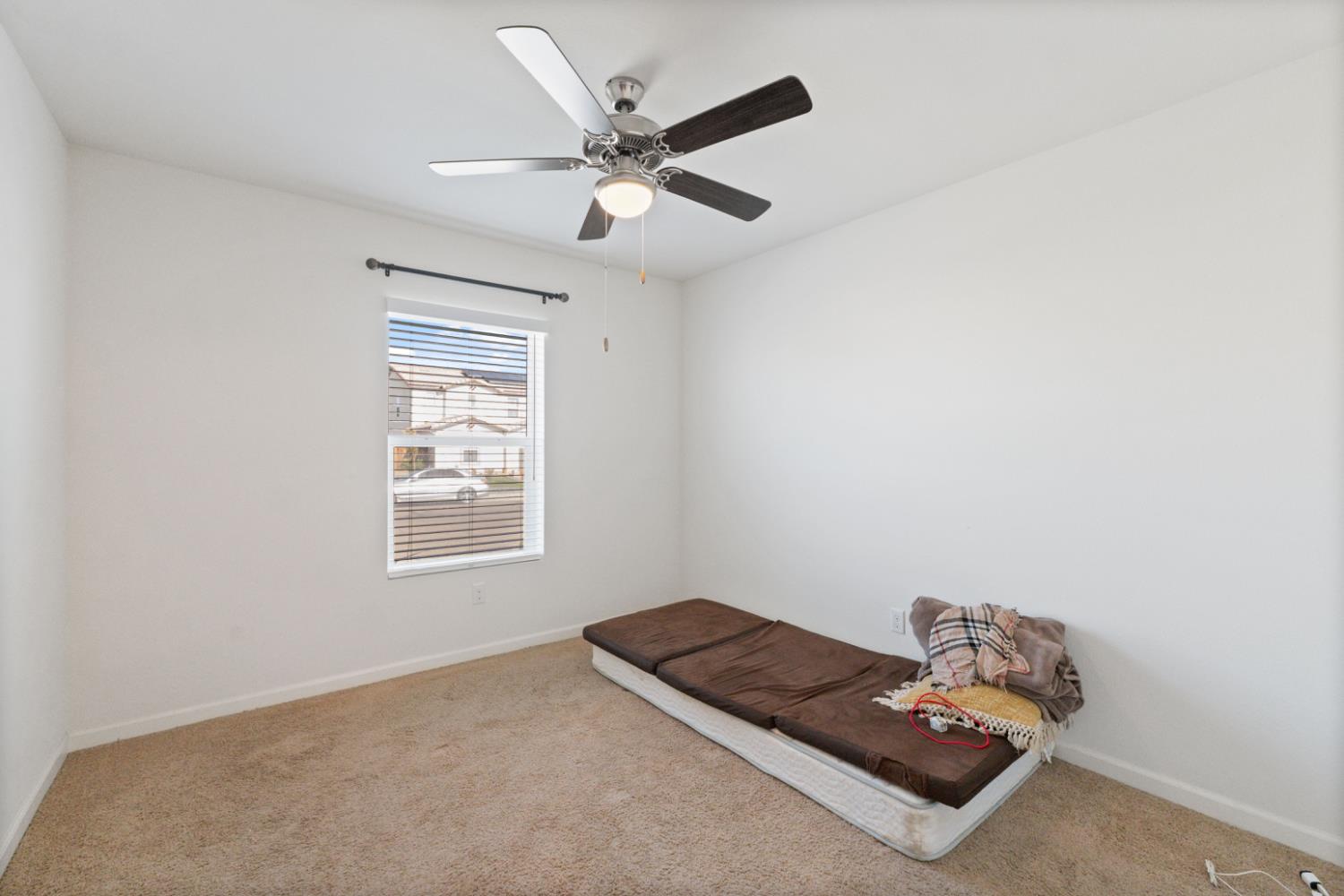 802 Riesling Lane Coalinga, CA 93210 - Photo 13 of 68