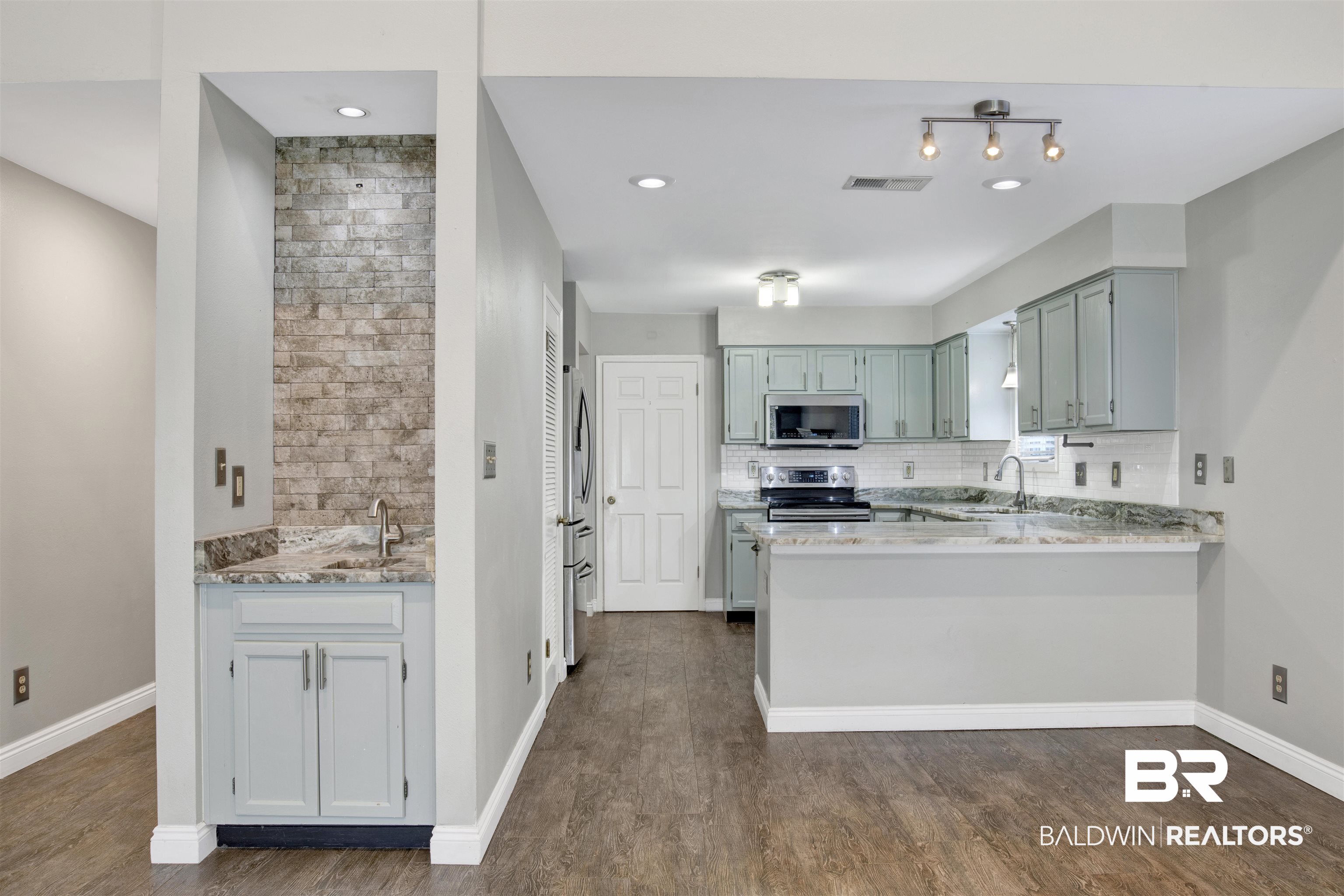 1701 Regency Road, Unit 108 Gulf Shores, AL 36542 - Photo 6 of 33