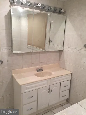 $59,000 | 2618 Waterloo Street, Philadelphia, PA 19133