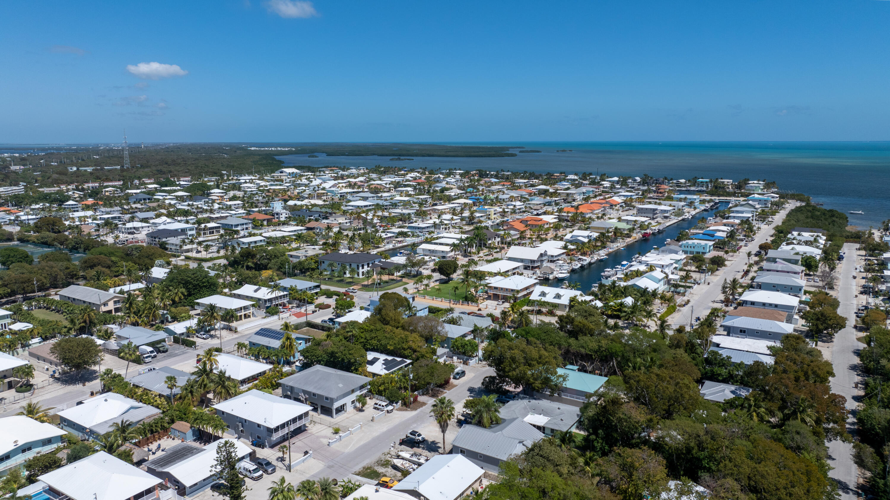 81 Marina Avenue Key Largo, FL 33037 - Photo 37 of 41 DJI_20250318141945_0191_D-HDR