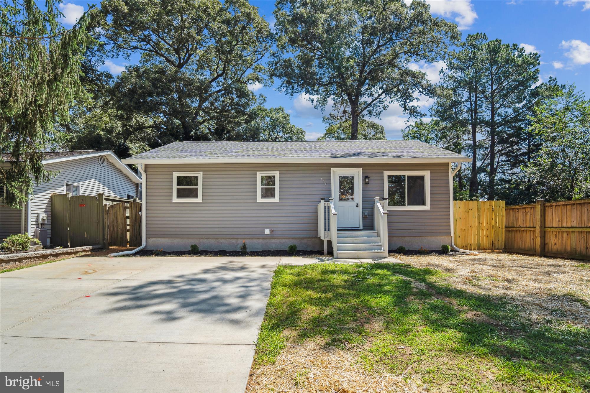 654 Arleigh Road Severna Park, MD 21146 - Photo 1 of 39 Welcome to 654 Arleigh Rd