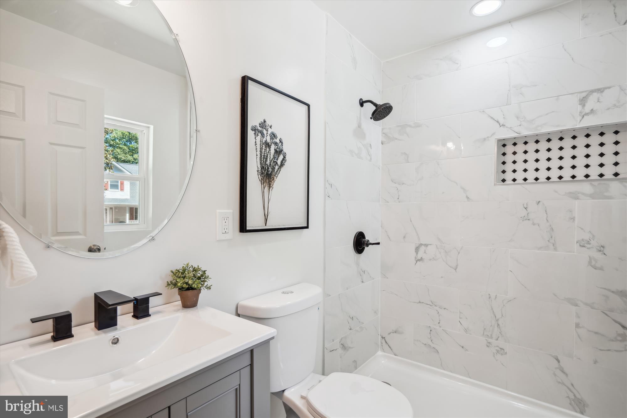 654 Arleigh Road Severna Park, MD 21146 - Photo 12 of 39 Primary Bath