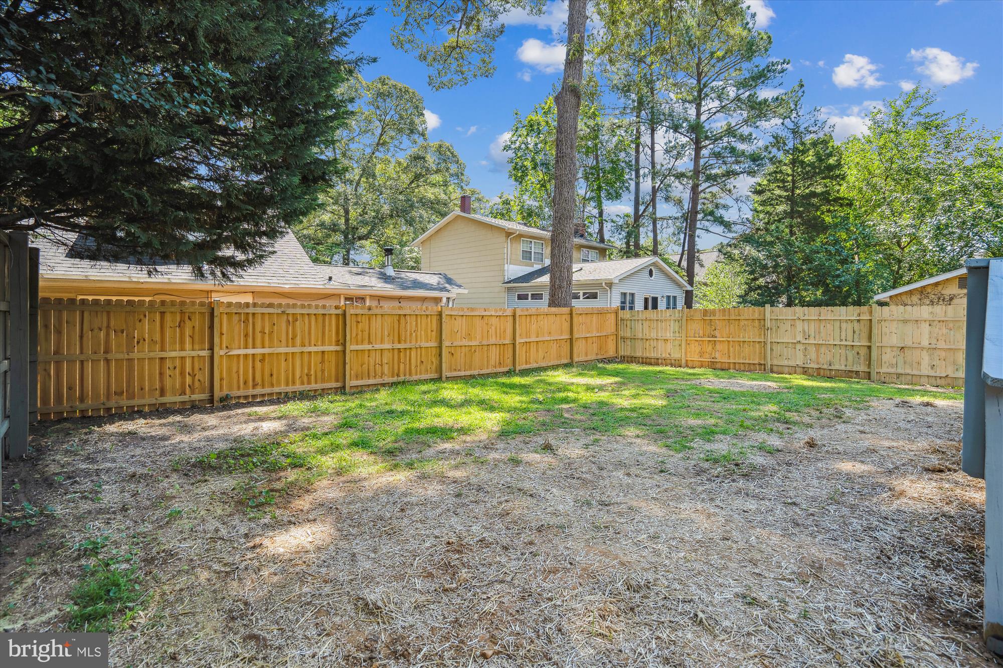 654 Arleigh Road Severna Park, MD 21146 - Photo 29 of 39 Fully Fenced Back Yard