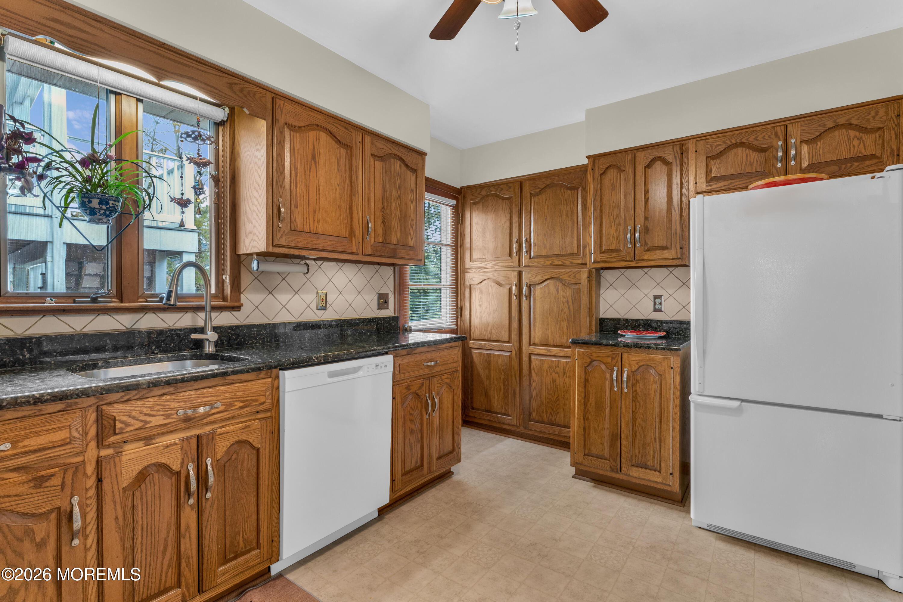 535 Carroll Fox Road Brick, NJ 08724 - Photo 14 of 32 Kitchen