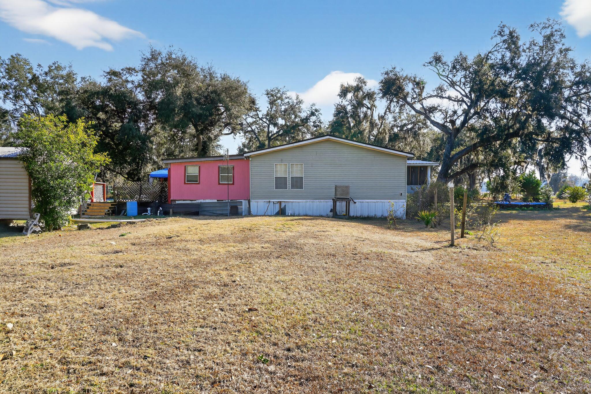 7638 Sundown Creek Road Greenville, FL 32331 - Photo 9 of 30 Side