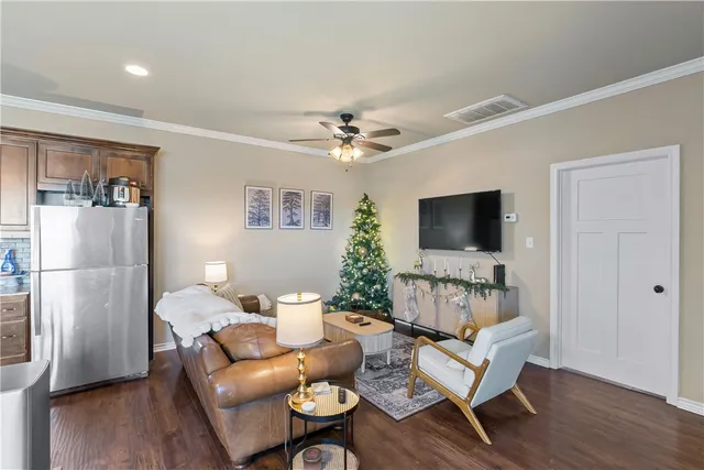 $1,000,000 | 4032 Golden Eagle Drive, Bryan, TX 77808