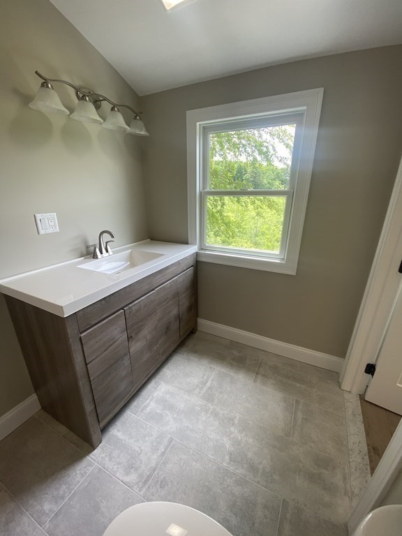 70-a&b Burroughs Road North Reading, MA 01864 - Photo 11 of 39 Gallery Image 11