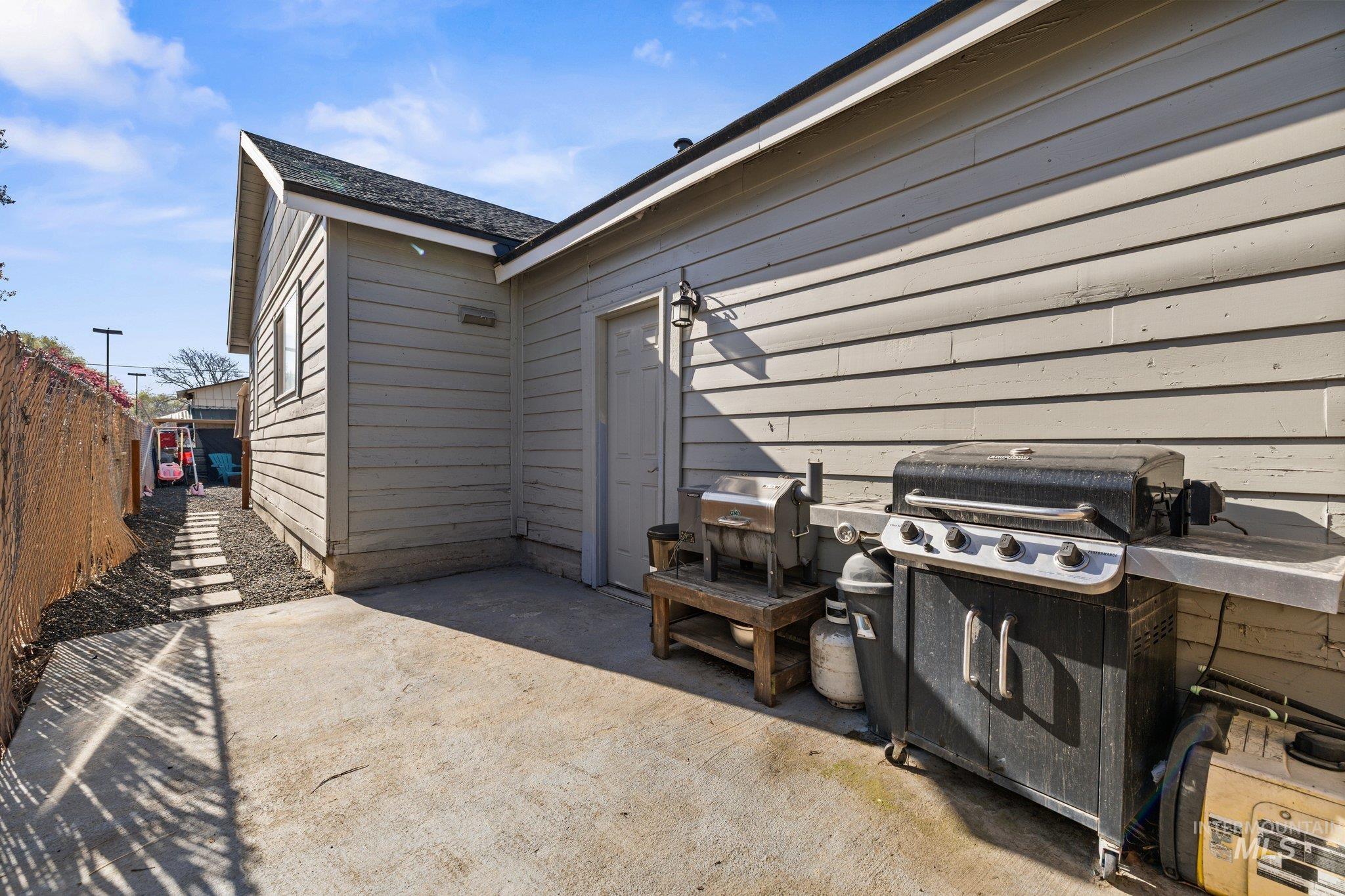 1504 2nd Street North Nampa, ID 83687 - Photo 29 of 29 View of patio / terrace with a grill
