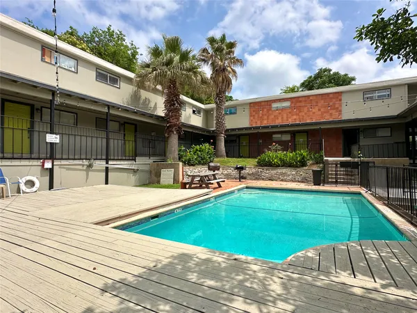 $675 | 1204 North LBJ Drive, Unit 222, San Marcos, TX 78666