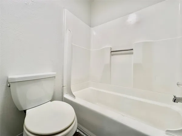 $675 | 1204 North LBJ Drive, Unit 222, San Marcos, TX 78666