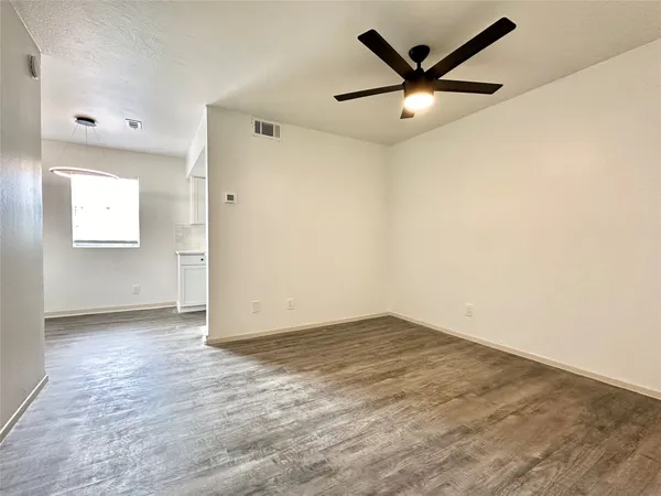 $675 | 1204 North LBJ Drive, Unit 222, San Marcos, TX 78666