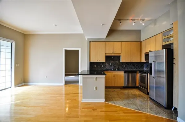 $3,100 | 3225 Turtle Creek Boulevard, Unit 929, Dallas, TX 75219