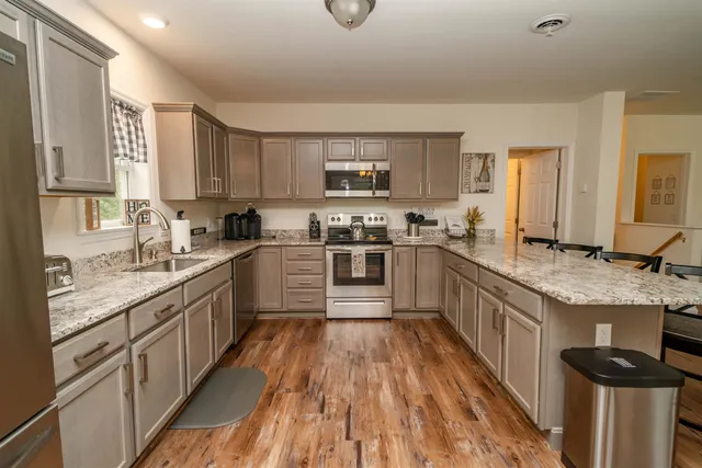 $899,900 | 12 Encore Place, West Dover, VT 05356