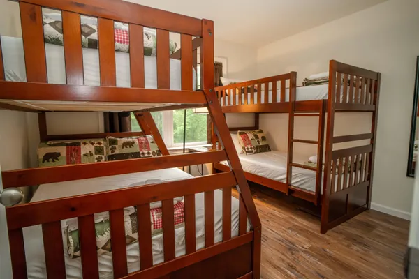 $899,900 | 12 Encore Place, West Dover, VT 05356