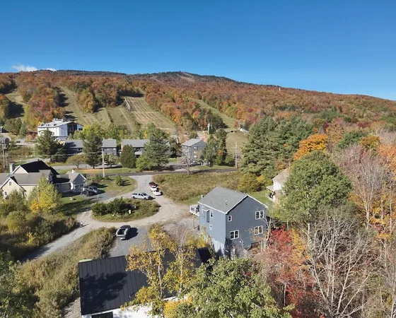 $899,900 | 12 Encore Place, West Dover, VT 05356