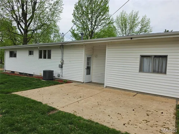 $198,900 | 2310 Orleans Lane, Florissant, MO 63031