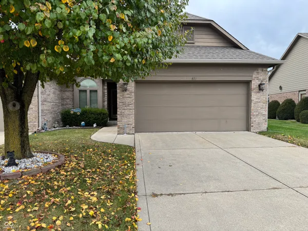 $225,000 | 673 Brook Drive, Greenwood, IN 46143