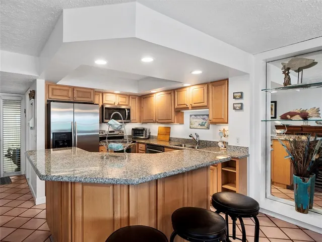 $12,000 | 8880 North Sea Oaks Way, Unit 105, Vero Beach, FL 32963