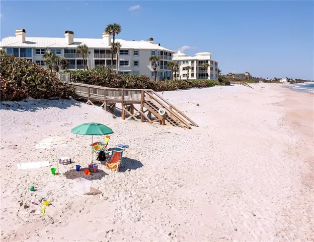 $12,000 | 8880 North Sea Oaks Way, Unit 105, Vero Beach, FL 32963
