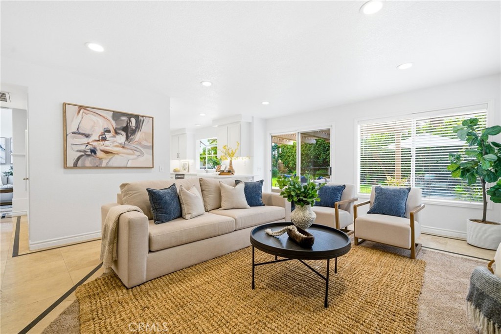 4 Coppercrest Aliso Viejo, CA 92656 - Photo 2 of 40