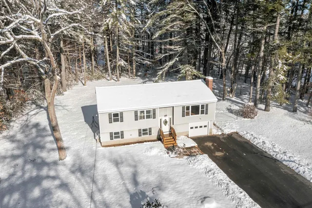 $549,900 | 7 Tranquil Drive, Londonderry, NH 03053