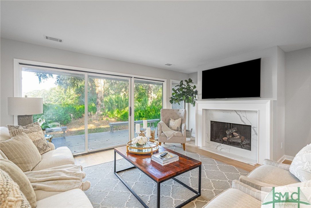 3 Cottenham Circle Savannah, GA 31411 - Photo 6 of 28