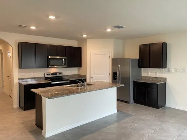 $2,395 | 5715 Margate Ml Bend, Wesley Chapel, FL 33545