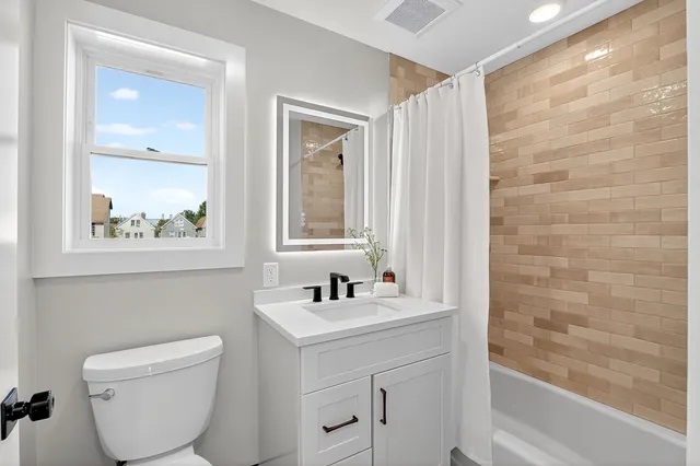 $1,360,000 | 29 West 9th Street, Bayonne, NJ 07002