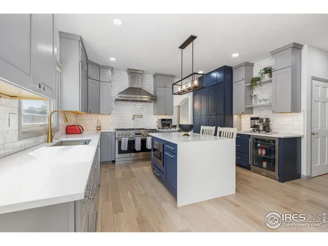 $1,200,000 | 583 Redstone Drive, Broomfield, CO 80020