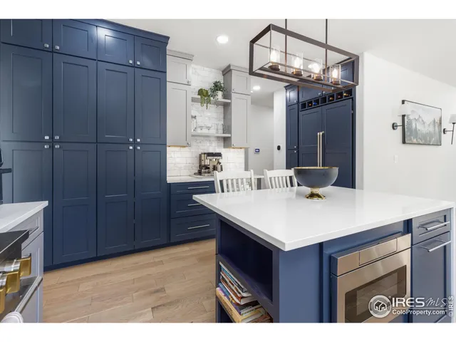 $1,200,000 | 583 Redstone Drive, Broomfield, CO 80020