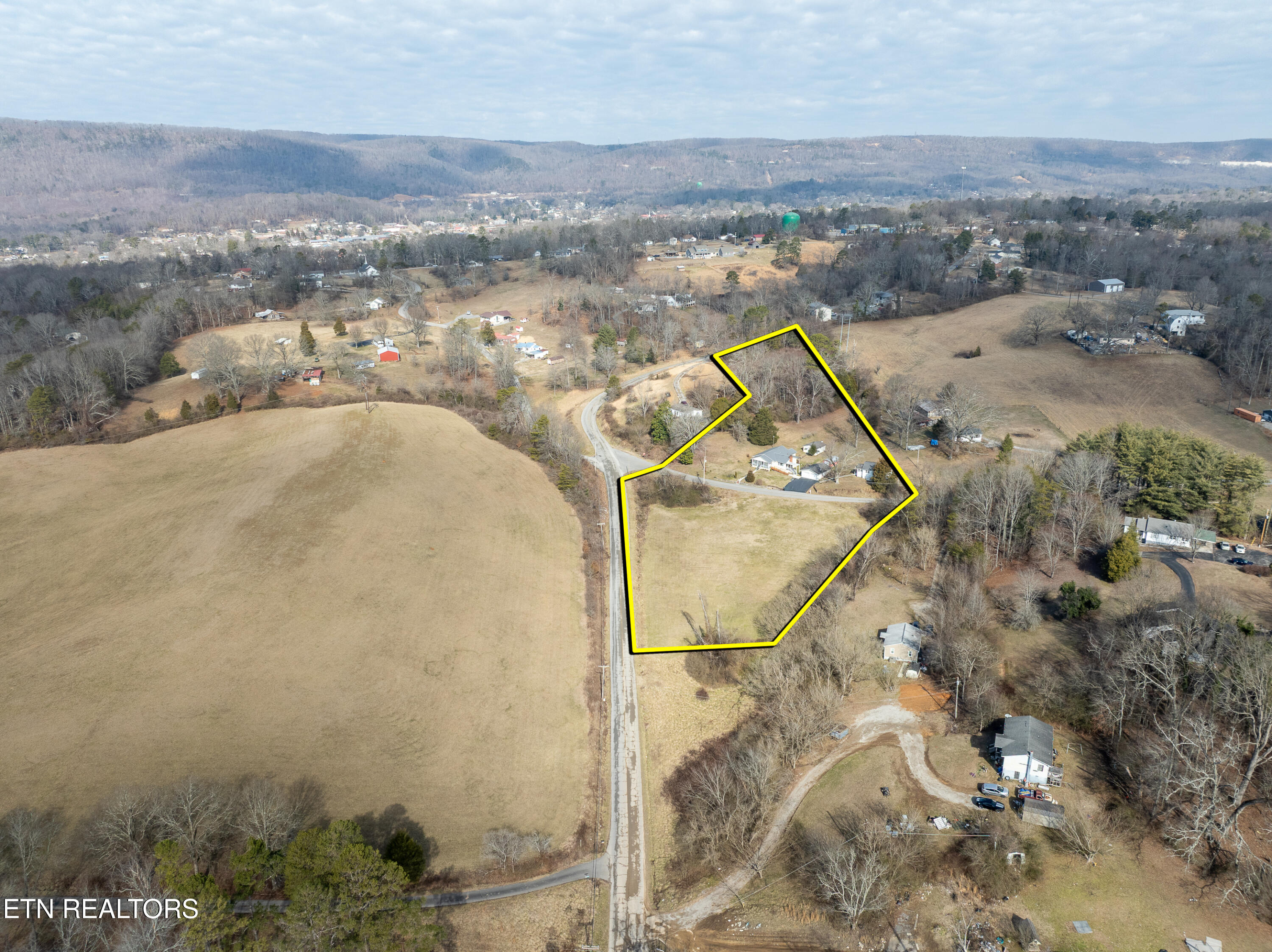 288 Cates Road Rockwood, TN 37854 - Photo 4 of 56 DJI_0720-HDR-Edit