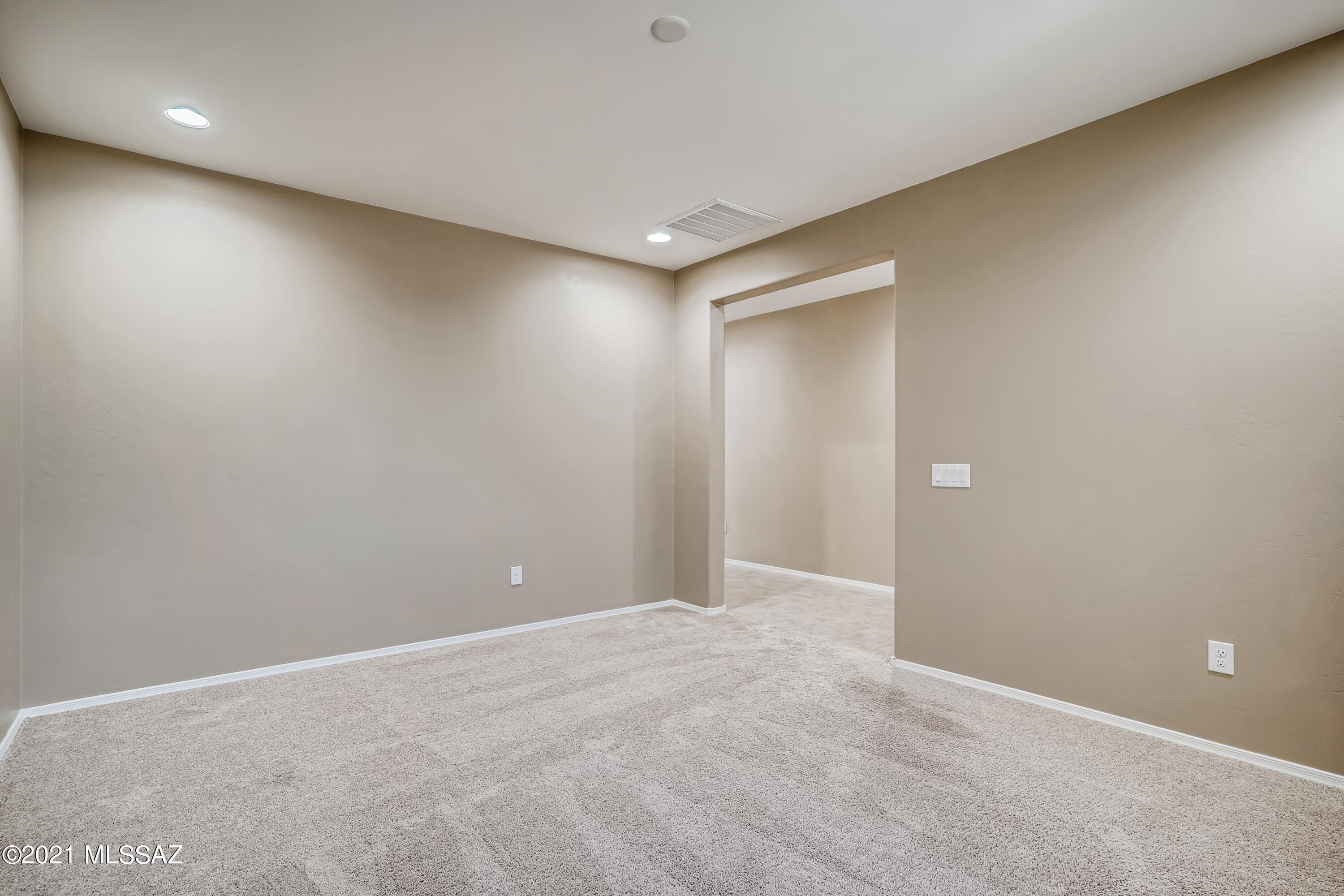 11405 East Rincon Range Drive Tucson, AZ 85747 - Photo 5 of 33