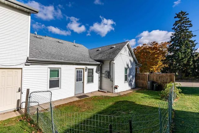 $240,000 | 510 South Iowa Street, Dodgeville, WI 53533