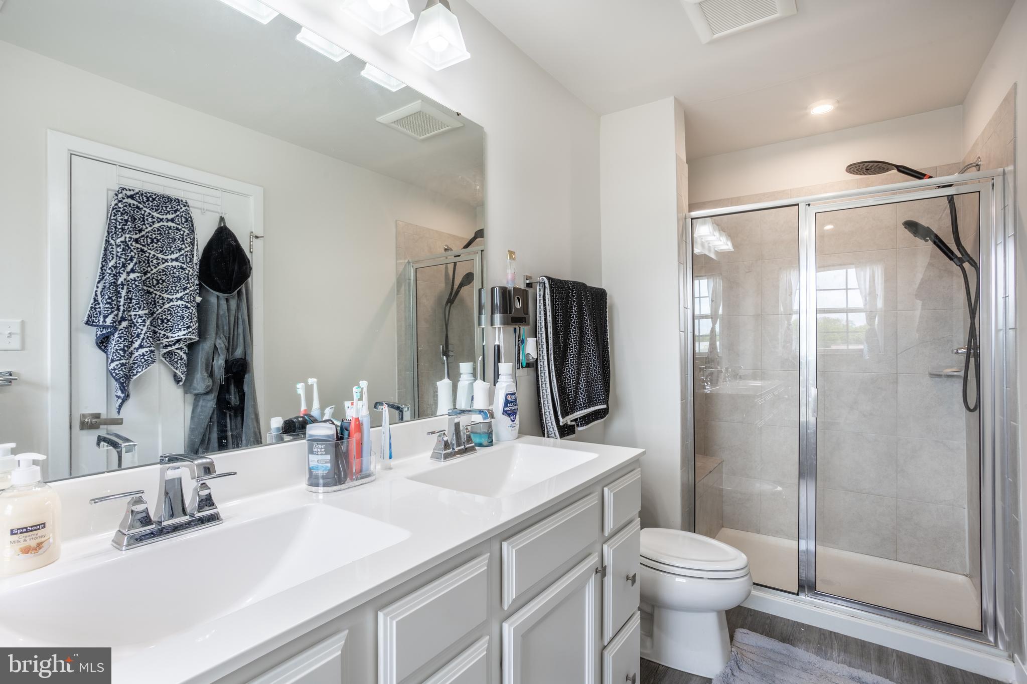 108 Freedom Way Sicklerville, NJ 08081 - Photo 22 of 48