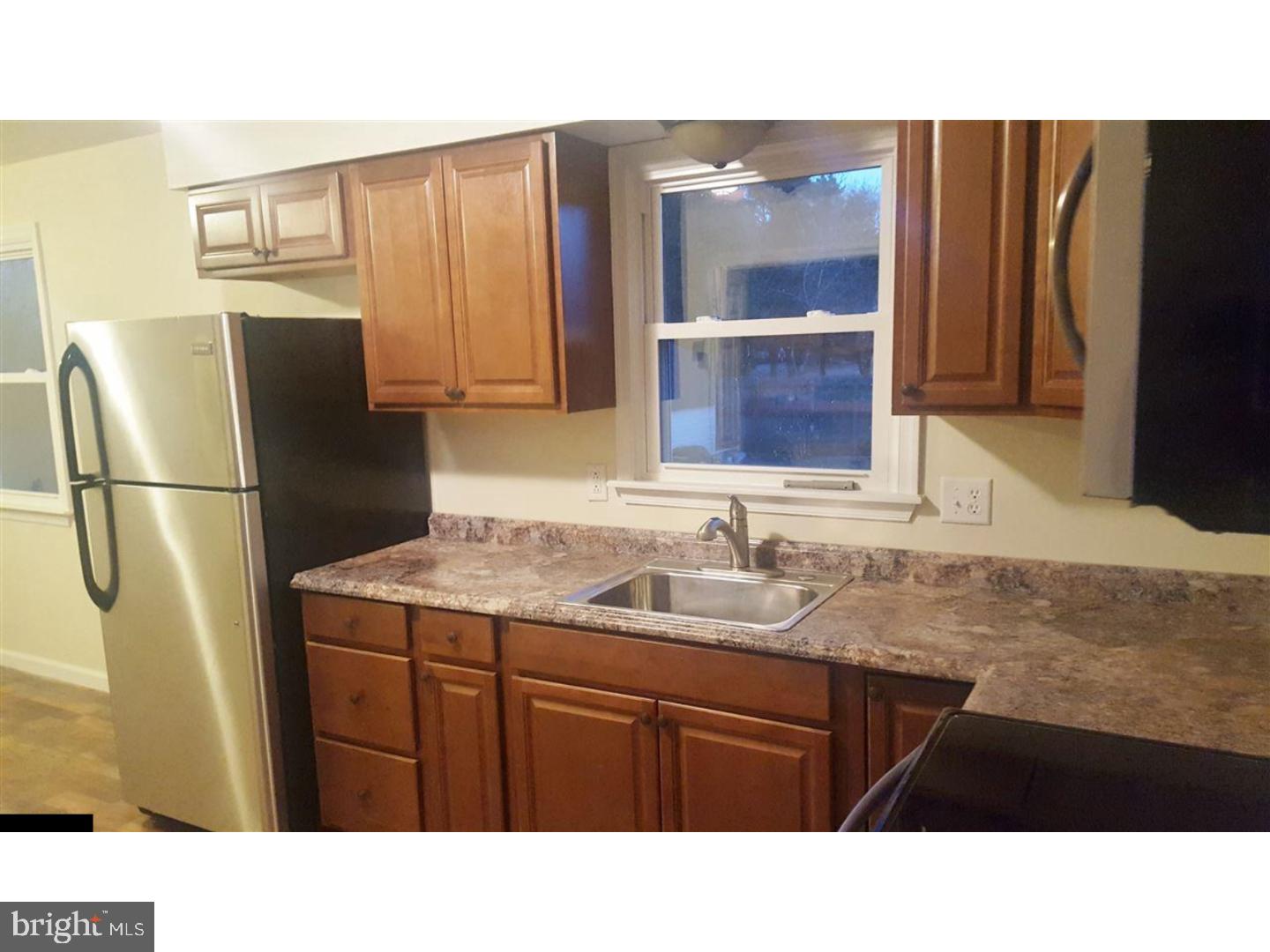 44 Victory Road Bridgeton, NJ 08302 - Photo 3 of 10 Gallery Image 3