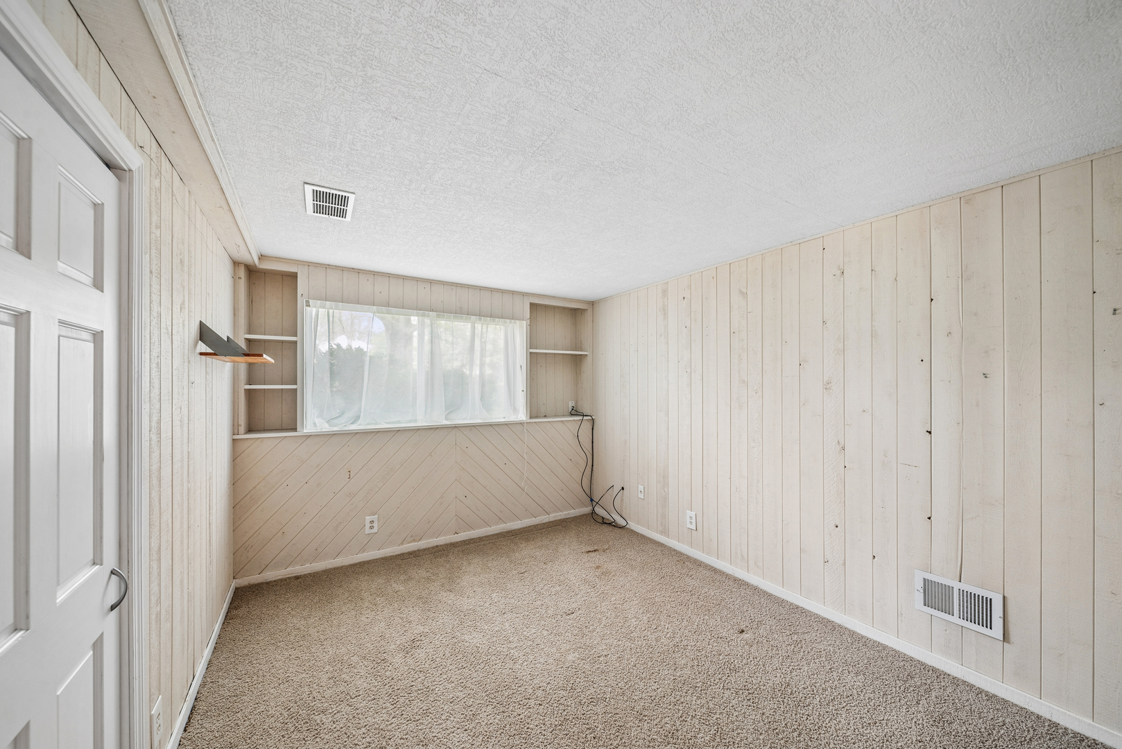 1N451 Indian Knoll Road West Chicago, IL 60185 - Photo 17 of 25