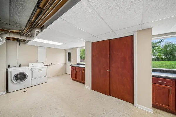 $4,000 | 1N451 Indian Knoll Road, West Chicago, IL 60185