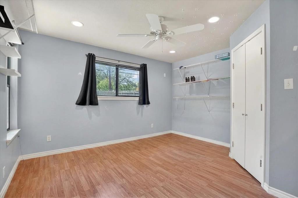 834 South Ridgeway Drive Cleburne, TX 76033 - Photo 12 of 22