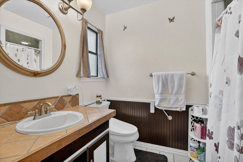 834 South Ridgeway Drive Cleburne, TX 76033 - Photo 18 of 22