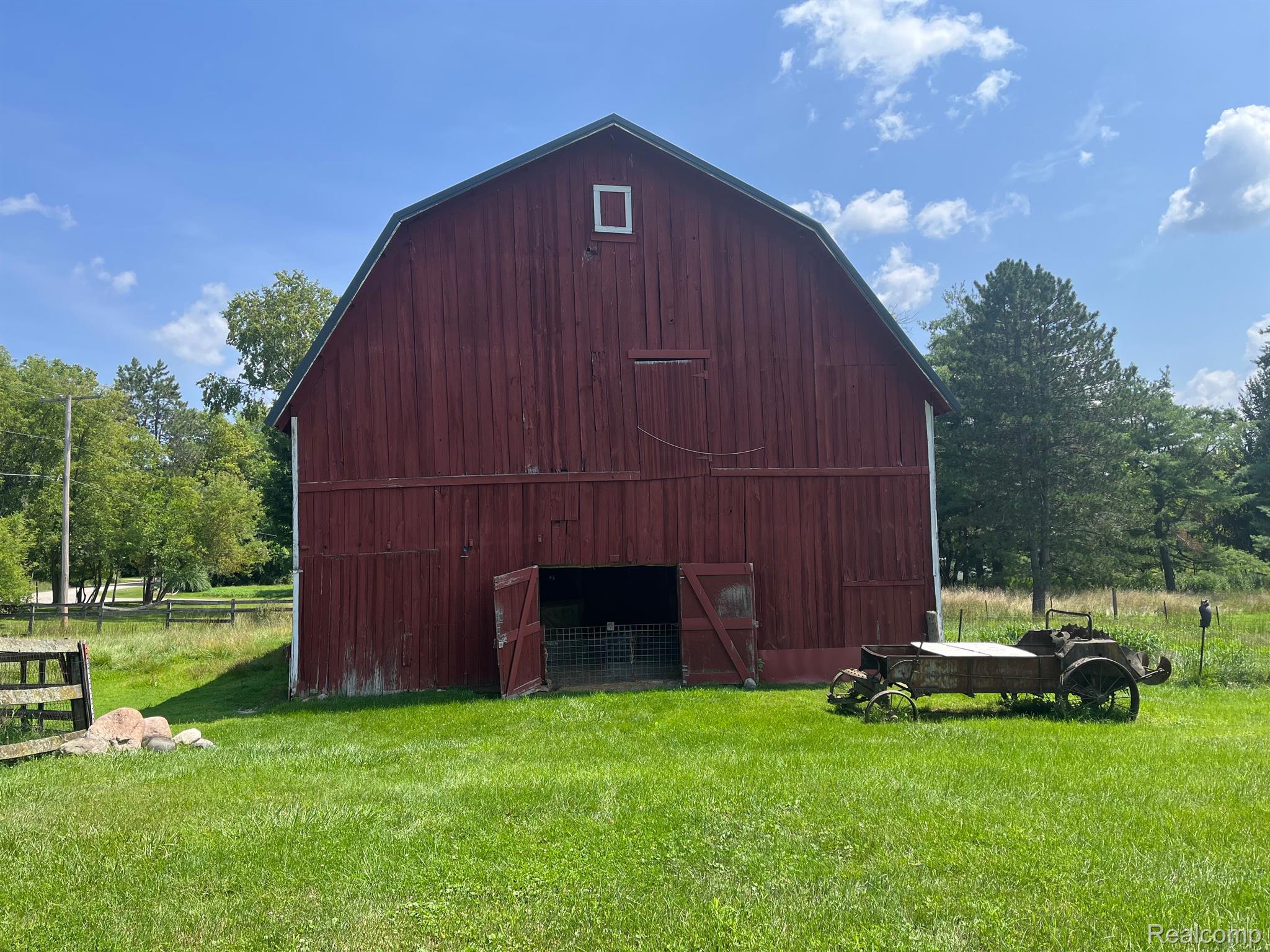 5160 Hough Road Dryden, MI 48428 - Photo 13 of 26 Gallery Image 13