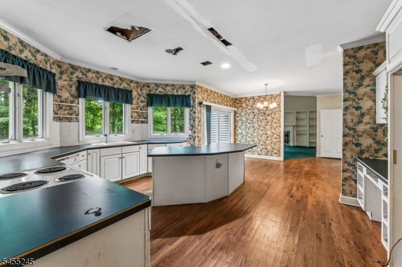 28 Crystal Rock Road Sparta, NJ 07871 - Photo 18 of 50 Gallery Image 18